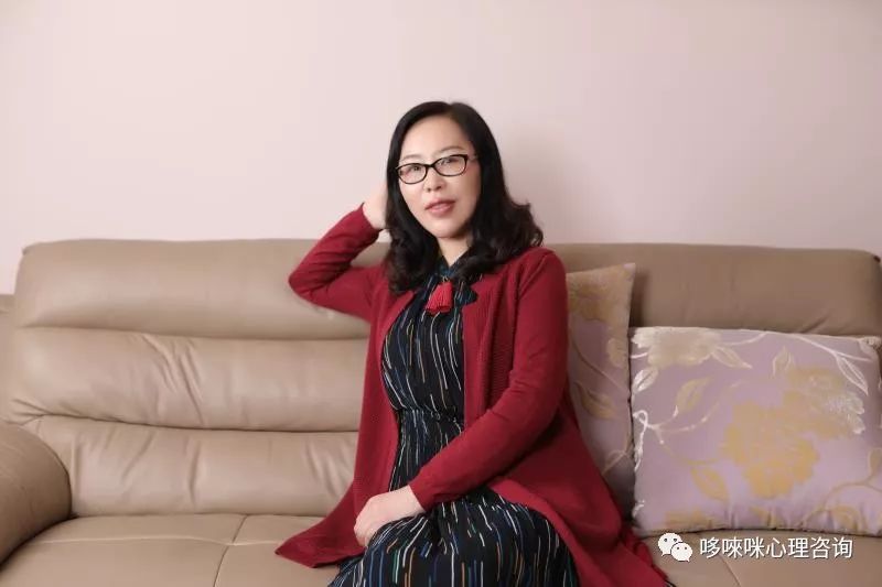 在他人的故事中体验自己 电影心理分析｜《小萝莉的猴神大叔》